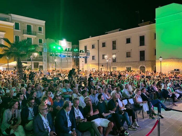 digithON 2023 bisceglie piazza castello