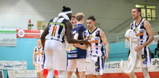 Lions Bisceglie, la rimonta è appena cominciata: bel successo su Ozzano