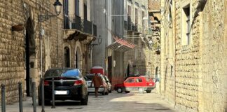 Riprendono gli interventi di riqualificazione del basolato del centro storico