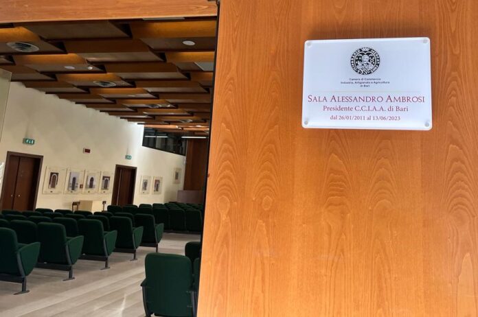 intitolazione-sala-convegni-ad-ambrosi