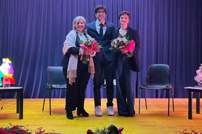 BISCEGLIE – Successo per l’incontro “Le lingue che abitiamo” con Olga Lopopolo all’Opificio delle Arti “Aurea Factory” 2