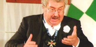 Ora è ufficiale, il foyer del Teatro Garibaldi intitolato ad Eugenio Monopoli