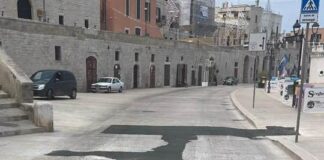 Lo sdegno di Francesco Spina per i lavori in via Nazario Sauro: «Asfalto al posto del basolato»