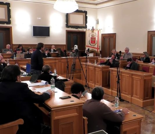 Consiglio comunale, nell’ordine del giorno l’intitolazione del Teatro Mediterraneo a Franco Napoletano