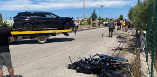 Tragedia a Bisceglie: scontro tra auto e moto in carrara Enziteto, muore un 47enne