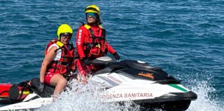Paura in mare a Salsello: turista francese in difficoltà sul SUP, salvata dall’idromoto del 118
